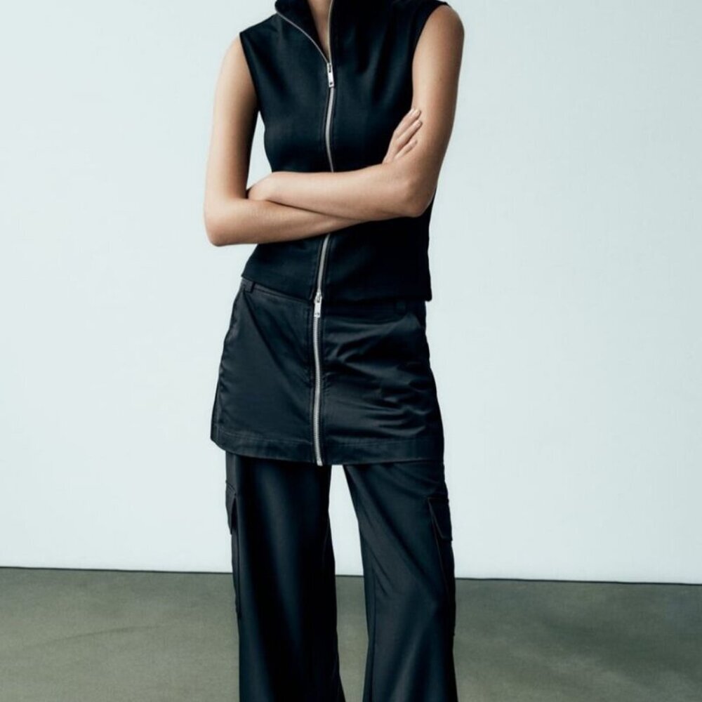 Brand New Zara Women's XS Black Skirt Front Full Zipper Wide Leg Pants 4391/507